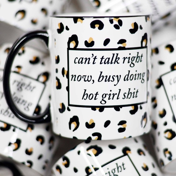 Hot Girl *ISH* - Picture 1 of 1